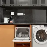 Center Artistic Nest Apartment Varna