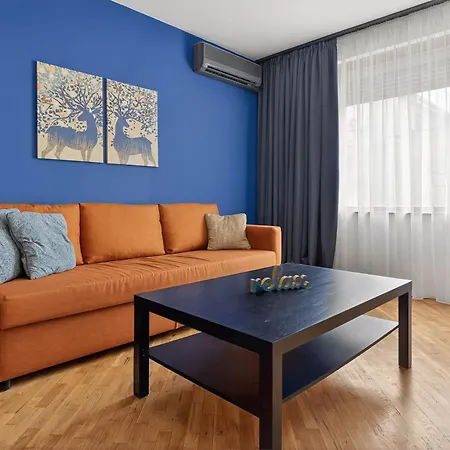 Apartment Artistic Nest In The Heart Of Varna