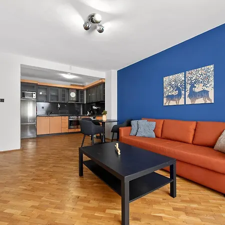 Apartment Center Artistic Nest Varna