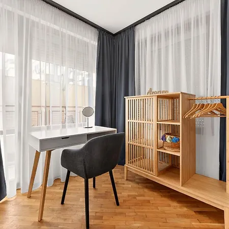 Apartment Center Artistic Nest Varna