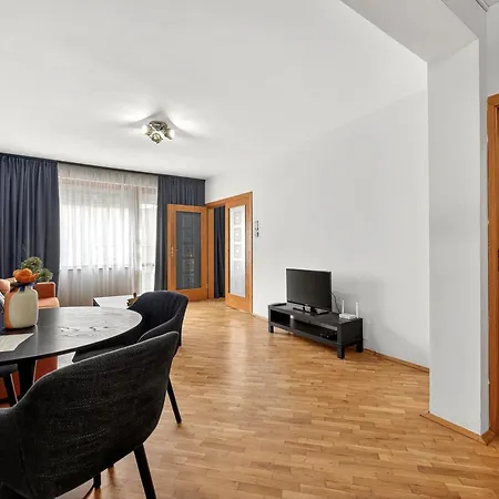 Apartament Artistic Nest In The Heart Of Varna